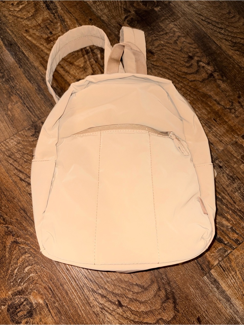 NWOT Minimal Everyday Women's Backpack in Light Beige